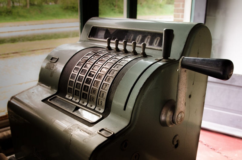 vitrine-CONTES-min_register_cash_money_shop_business_retail_store_cashier-717986